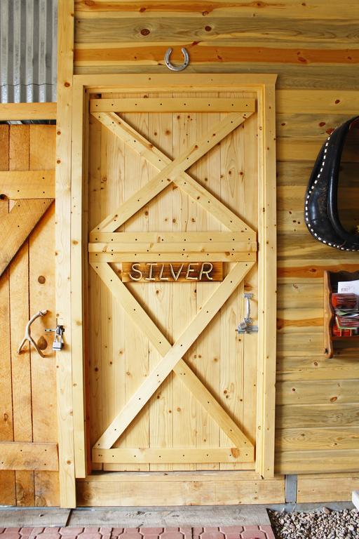 Silver Cabin In The Western Barnモンティセロ エクステリア 写真
